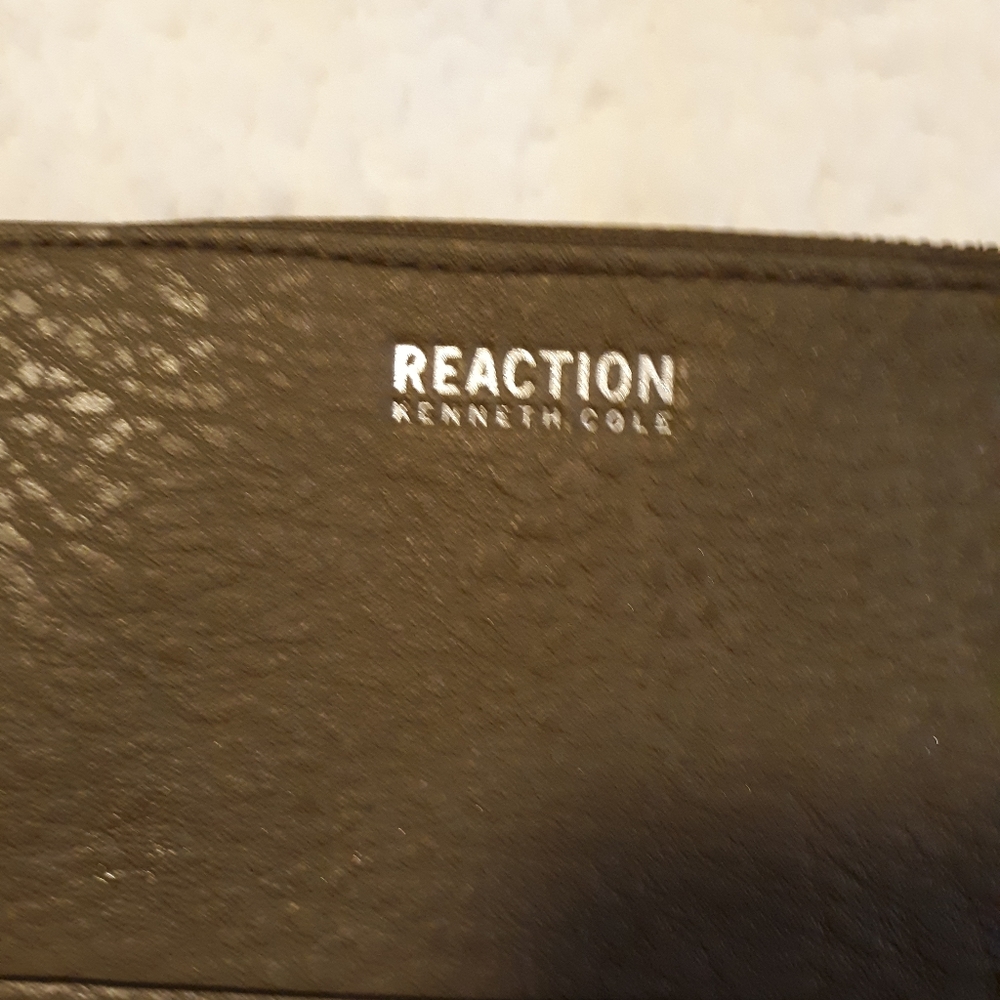 Kenneth Cole Reaction Crossbody Handbag